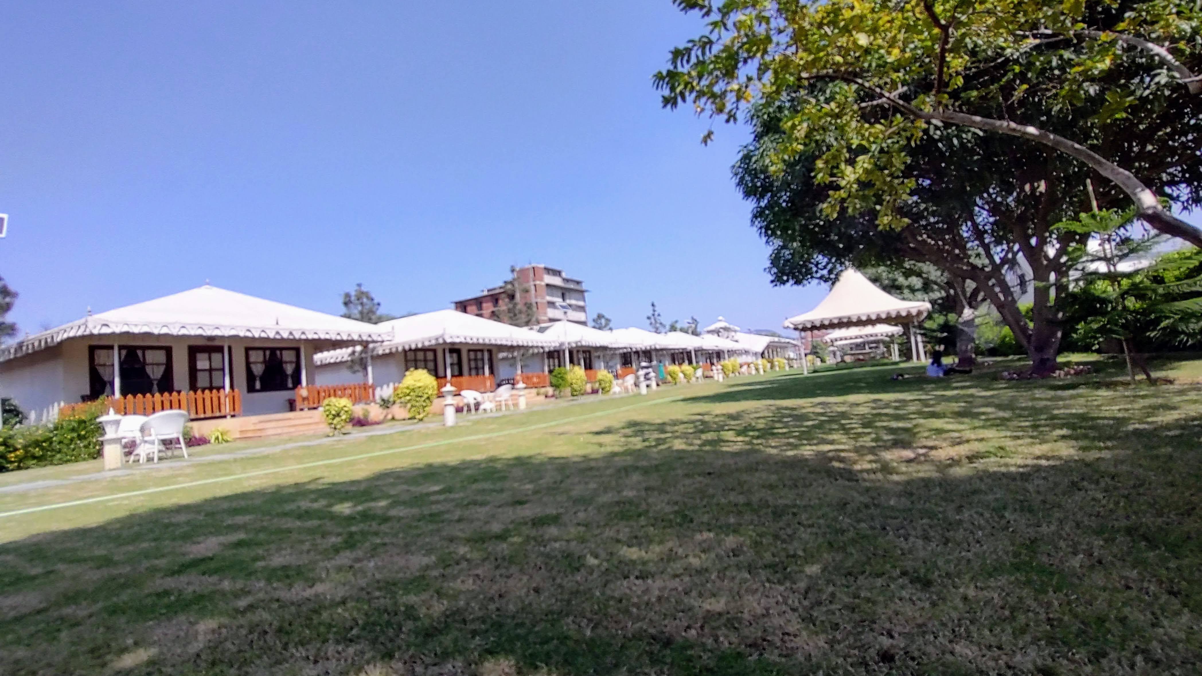 Rawai Luxury Tents, Pushkar property grounds and tents